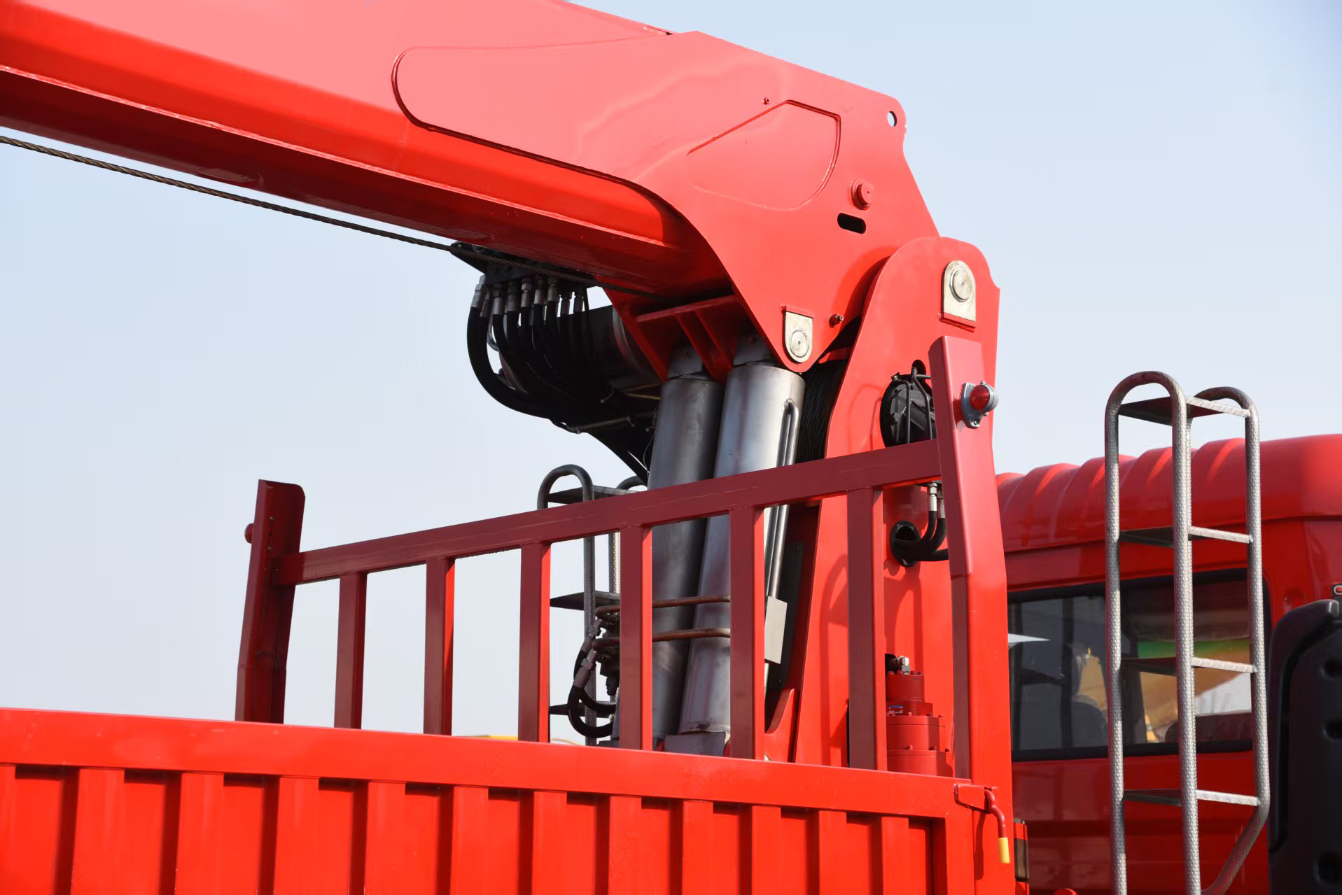 bob-lift-12-tons-telescopic-boom-crane 微信图片_20250306170035