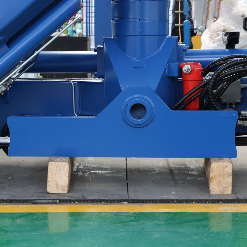 bob-lift-5-tons-knuckle-boom-crane 8